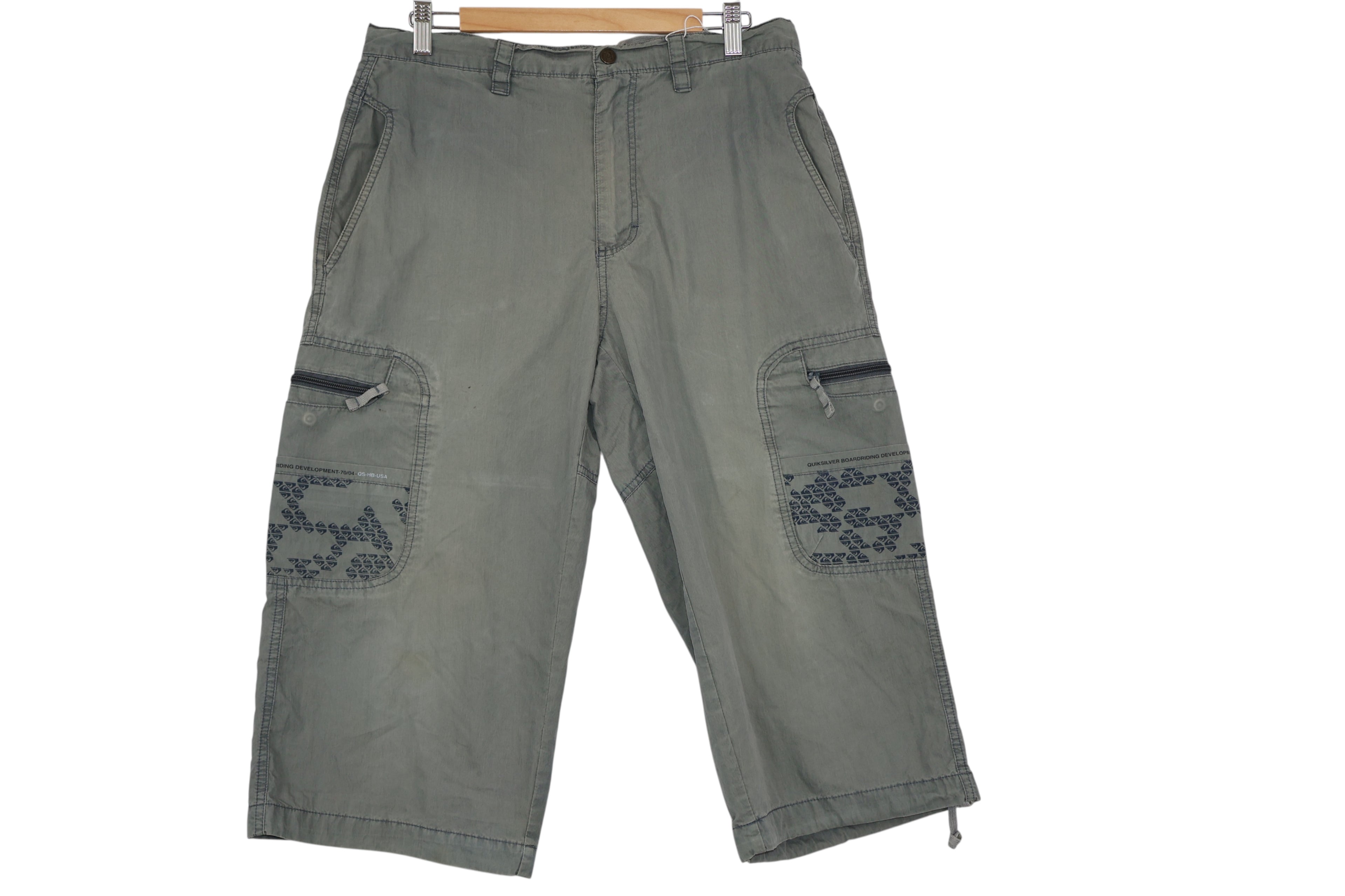 Vintage Quiksilver Capri Pants (Size 32)