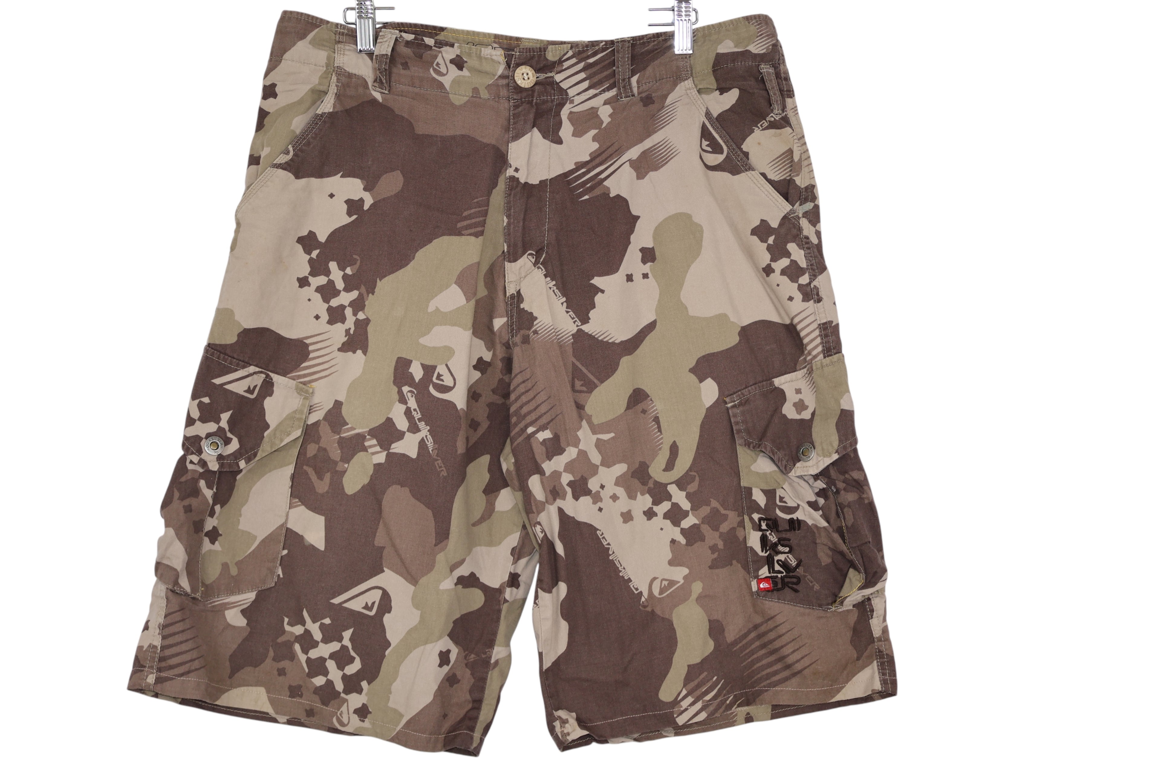 Vintage Quiksilver Camo Cargo Shorts (Size 36)