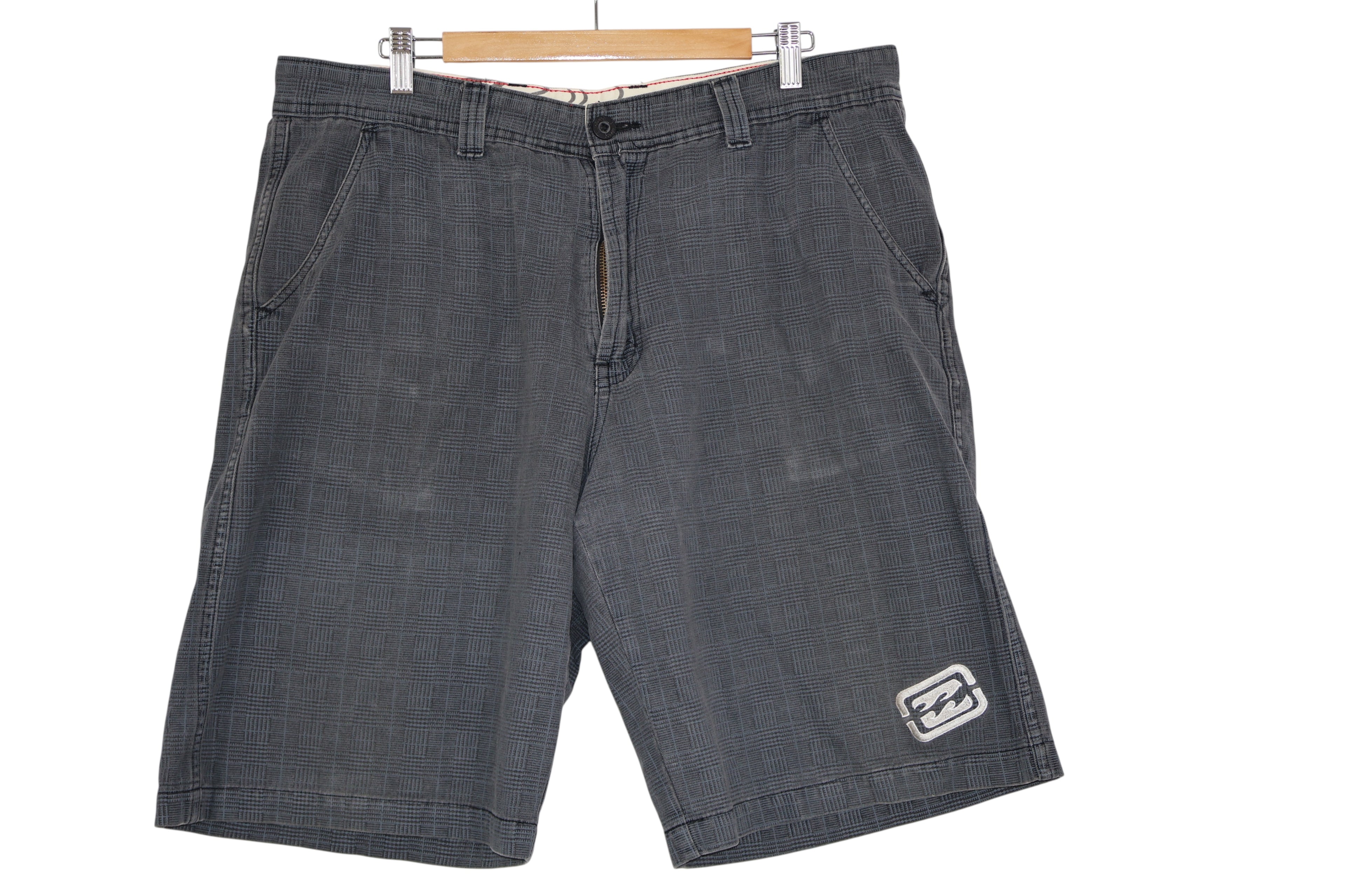 Vintage Billabong Walk Shorts (size 38)