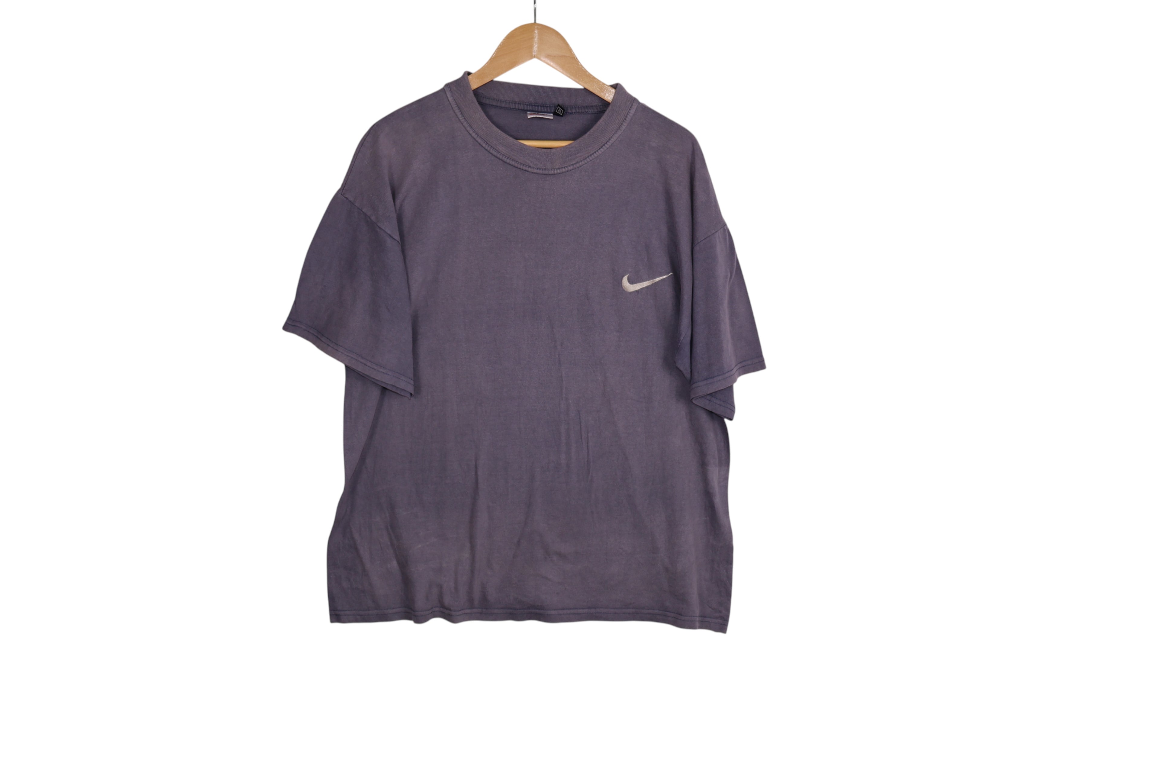 Nike vintage swoosh T-shirt (XL)